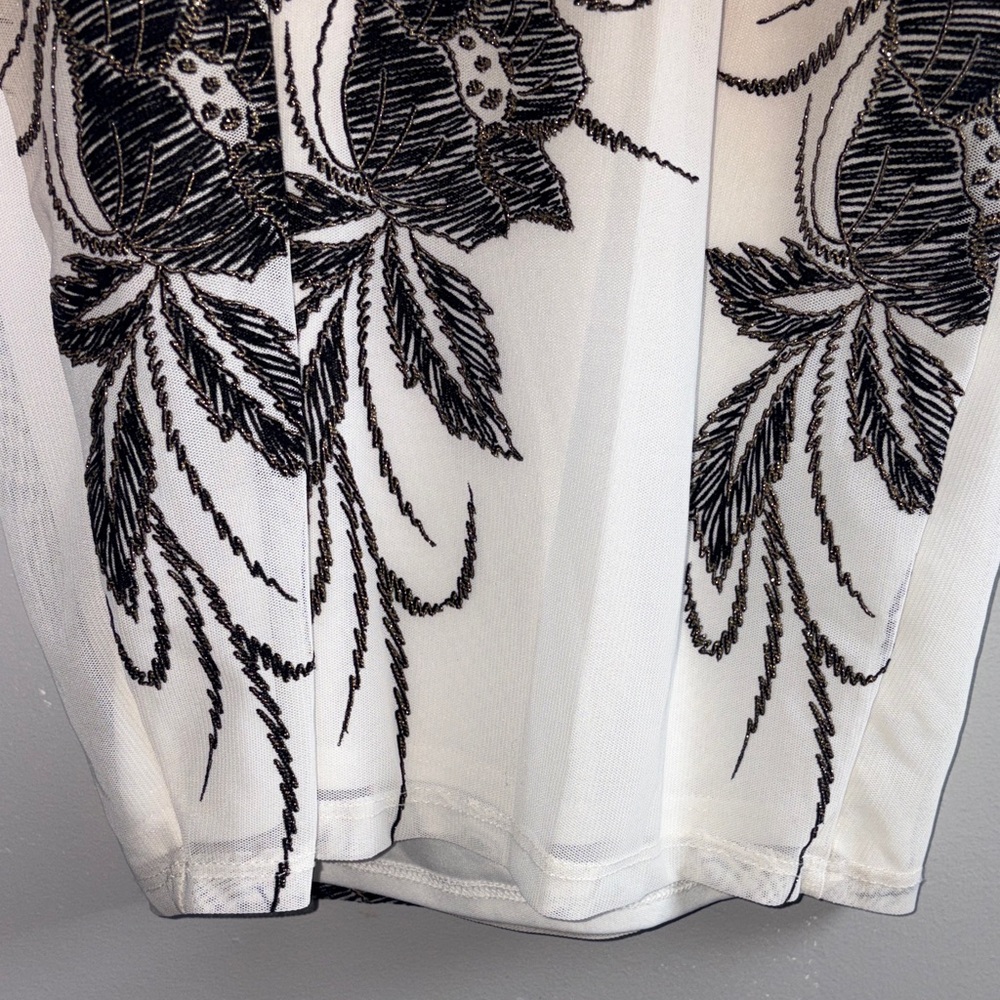 Va Va Voom Sleeveless Backless Embroidered Midi Dress - Picture 11 of 12